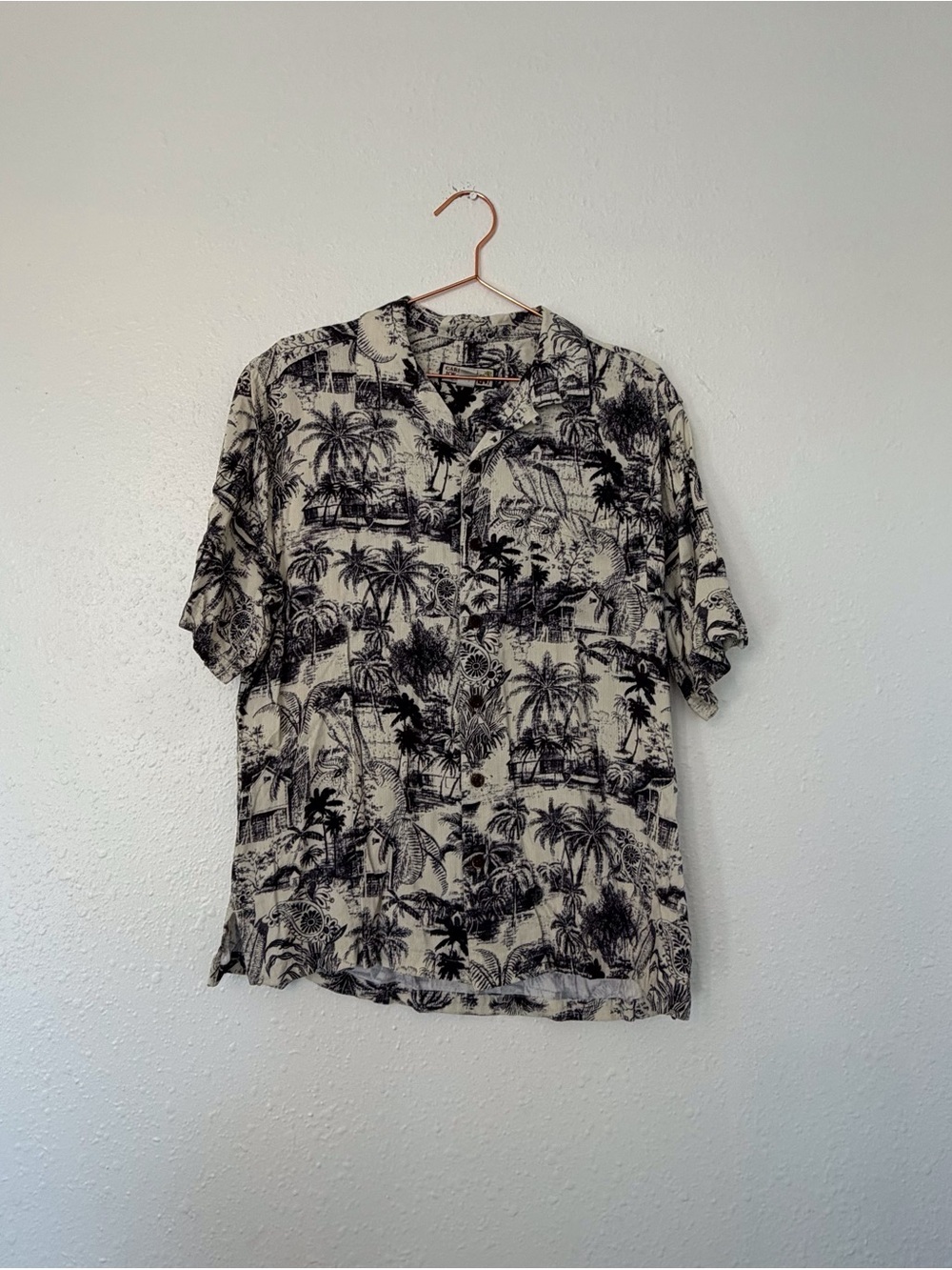 Caribbean Joe Black & White Tropical Print Button-Down Shirt